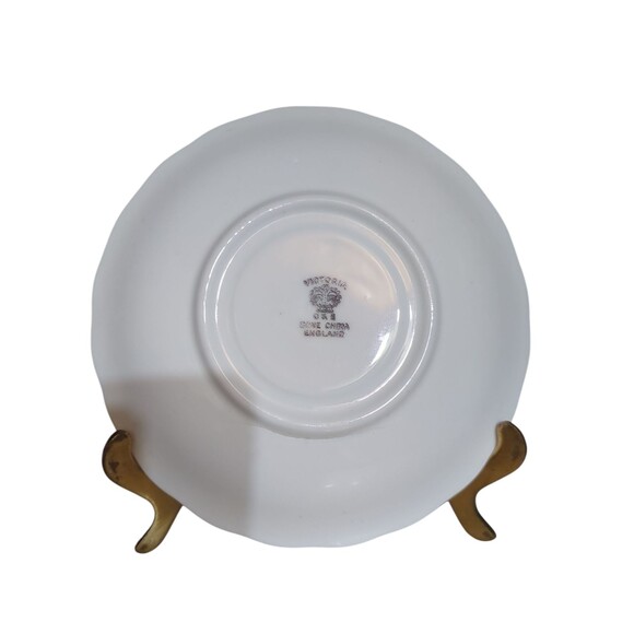 Victoria C& E Teacup and Saucer Gold Trim Gold Floral Band - Picture 7 of 7